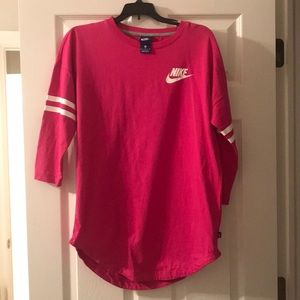 NWOT Nike t-shirt
